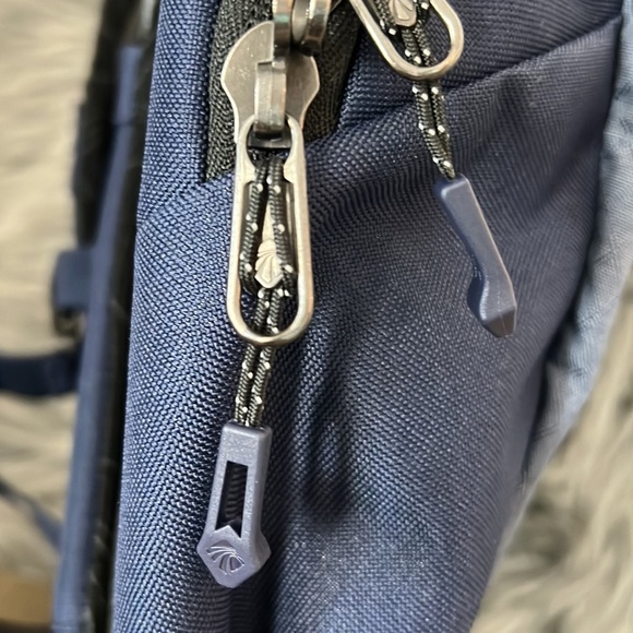 Eagle Creek Wayfinder Backpack 20L - NEW - Picture 12 of 12